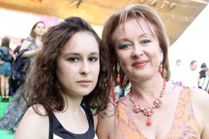 Larisa Udovichenko - biografie, fotografii, viața personală a lui actrita (acest lucru) Larisa Udovichenko - biografie, fotografii, viața personală a lui actrita