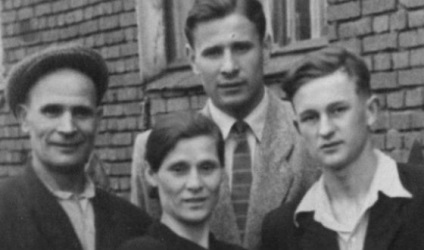 Lev Yashin - biografia unui împușcat, fotografie, înălțime, de familie, cum a ratat multe goluri, moartea (biografie) Lev Yashin - biografia unui împușcat, fotografie, înălțime, de familie, cum a ratat multe goluri, moartea