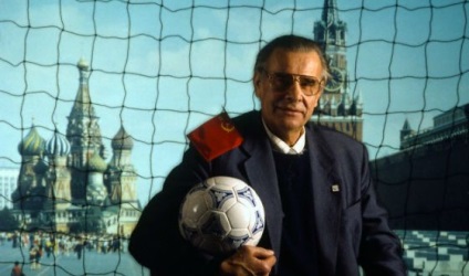 Lev Yashin - biografia unui împușcat, fotografie, înălțime, de familie, cum a ratat multe goluri, moartea (foto) Lev Yashin - biografia unui împușcat, fotografie, înălțime, de familie, cum a ratat multe goluri, moartea