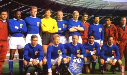 Lev Yashin - biografia unui împușcat, fotografie, înălțime, de familie, cum a ratat multe goluri, moartea (Yashin) Lev Yashin - biografia unui împușcat, fotografie, înălțime, de familie, cum a ratat multe goluri, moartea