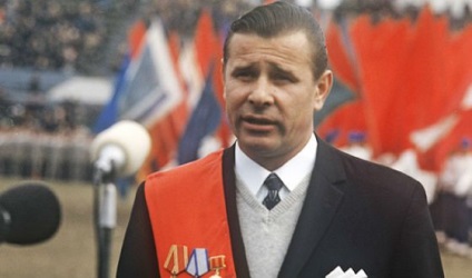 Lev Yashin - biografia unui împușcat, fotografie, înălțime, de familie, cum a ratat multe goluri, moartea (foto) Lev Yashin - biografia unui împușcat, fotografie, înălțime, de familie, cum a ratat multe goluri, moartea