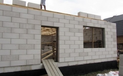 Cel mai bun gazoblok, reparare de apartamente cu propriile lor mâini (care este mai bine sau gazoblok bloc de zgură) Cel mai bun gazoblok, repararea de apartamente cu propriile lor mâini