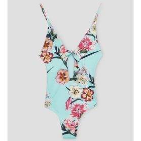 Top Pull and Bear - catalog de îmbrăcăminte, site-ul oficial și magazine de adrese End Bear (urs) Top Pull and Bear - catalog de îmbrăcăminte, site-ul oficial și adresa de magazine piscina Bir End