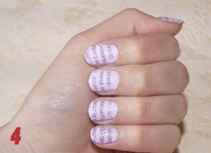Manichiura de un ziar, o manichiură cu ziarul (ziar) Manichiura de un ziar, manichiura cu ziare