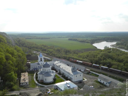 Muzeul-Divnogorie Reserve (Voronezh oblast), Club de turism Lucas Tour (călători) Muzeul-Divnogorie Reserve (Voronezh oblast), club de călătorie tur Lucas