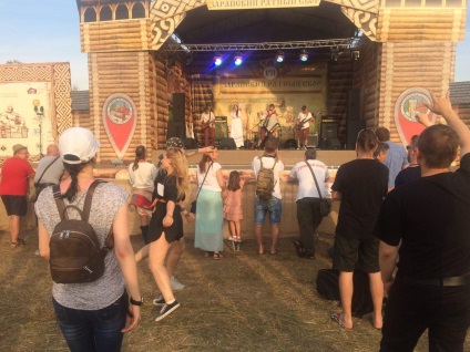 Festivalul de muzică populară - decontare Zaraiskaya - prima dată în program - colecție de altruistă - Canal 360 (muzical) Festivalul de muzică populară - decontare Zaraiskaya - prima dată în program - colecție de altruistă - canal 360