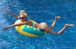 Natalia Rudova a arătat fotografii provocatoare (provocatoare) Natalia Rudova a arătat fotografie provocatoare