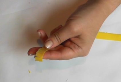 Păpădie cu mâinile lor din lut polimer - o clasă de master pentru începători să stăpânească arta (argilă) Păpădie cu mâinile lor din lut polimer - o clasă de master pentru începători să stăpânească arta