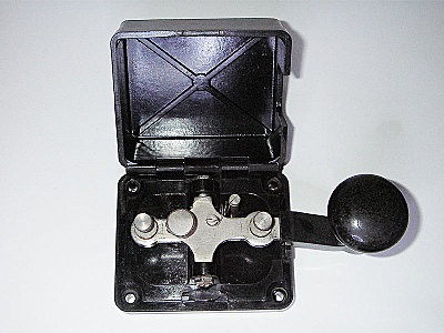 Off este necesar să se facă o cheie de telegraf (necesar) Off este necesar să se facă o cheie de telegraf
