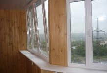 Ferestrele la balcon logie, plastic, instalare dublu vitraj fereastră, ferestre din PVC geamuri corect, balcoane (geamuri) Ferestrele la loggia balcon, fereastra de instalare din plastic, dublu vitraj, ferestre din PVC geamuri corect, balcon