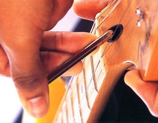 Otstrojka Stratocaster amortizor (detuning) Stratocaster Fender detuning