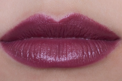 Nuanțe de roșu ruj Rouge Shiseido comentarii Rouge și Swatch, din interior frumusete (buze) Nuanțe de roșu ruj Rouge Shiseido comentarii Rouge și Swatch, din interior frumusete