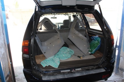 Refacere monterika salon de sport (auto) Reprelucrare sport monterika interior