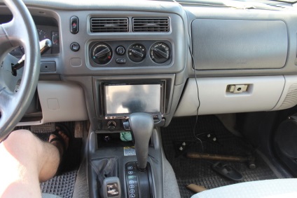 sporturi de interior reprelucrare monterika (cluburi auto) Reprelucrare sport monterika interior