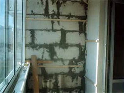 Peretele despărțitor pe balcon cu mâinile sale (zgomot materiale termoizolante) Peretele despărțitor pe balcon cu mâinile sale