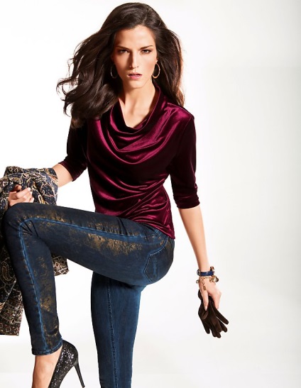 Rochie pe corporative de Anul Nou (New) Rochie pe corporative de Anul Nou