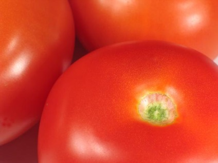 Tomate și bun ei (tomate) Tomate și beneficiile sale