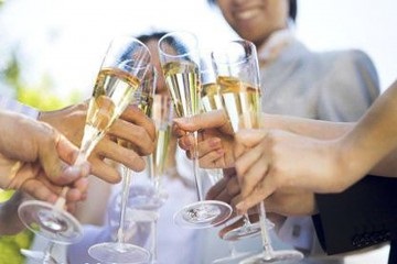Felicitări martor la nunta ar trebui să fie diferit de alte salutări (ar trebui) Felicitări martor la nunta ar trebui să fie diferit de alte salutări