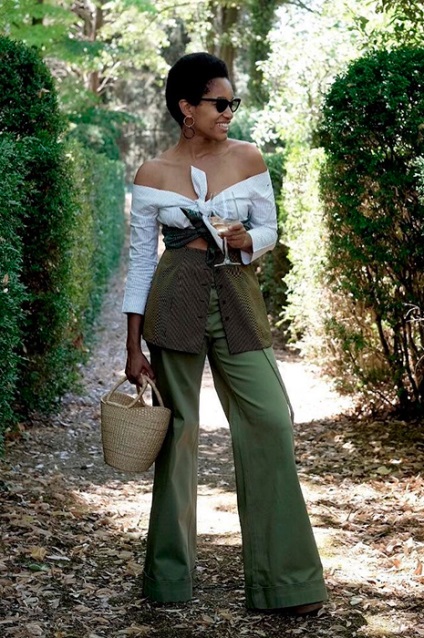 Stilul safari natural de culoare (fusta safari-stil) Stilul safari natural de culoare