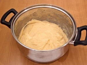 Profitroles trei exemple de realizare umpluturi (profiterol) Profitroles trei topping întruchipările
