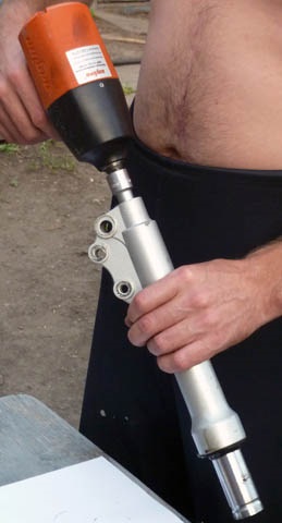 Repararea de față scuter pen furcă - zona de reparații (motociclistul) Repararea de față scuter pen furcă - zona de reparații