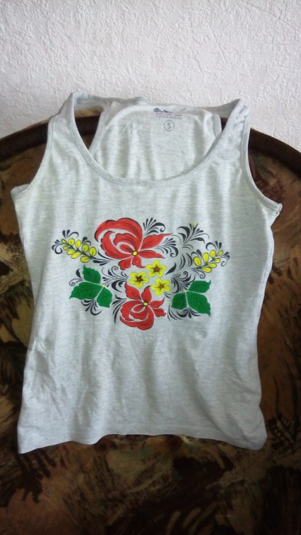 Figura-cămașă (figura) Bazându-se pe un tricou