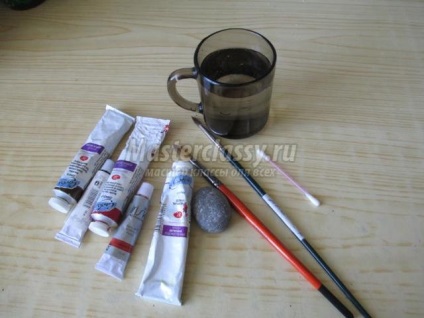 pietre pictate (gărgăriță din piatră) pietre pictate