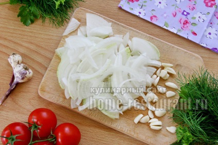salata de castraveti cu ceapa pentru iarnă „Gulliver“ (iarna) salata de castraveti cu ceapa pentru iarnă „Gulliver“