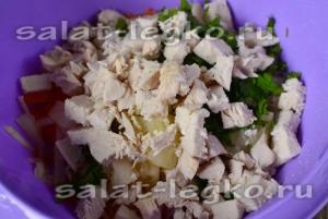 Salata cu ananas și pui de a doua parte (relație) Salata cu ananas și al doilea pui parte