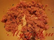 Ciuperci cu umplutura (umplute capace champignon) Ciuperci cu carne tocată