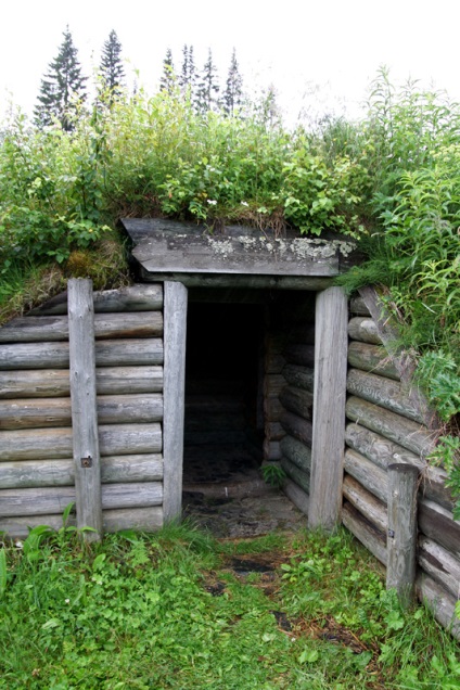 scobită Soldier (pirogă) Dugout soldatului