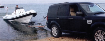 Descinde barca pe apă (Bayliner-barci) Descinde cu barca pe apă