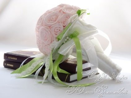 buchet de mireasa dublura propriile lor mâini, maeștrii de țară (dantelă panglica de satin) buchet de mireasa dublura propriile lor mâini, stăpânii de țară
