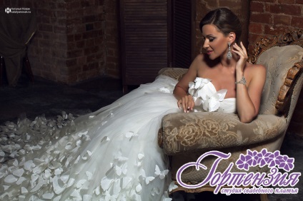 fluture (PREZENȚA Hydrangea CĂLĂTORI) rochie de mireasa Rochii de mireasa fluture