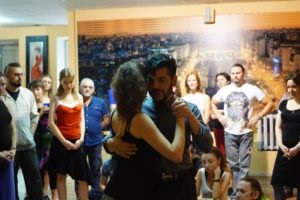Tango - e ca viata (Tango) Tango - aceasta este viata