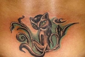Cat tatuaj pe spate - adica fotografii, schițe (pisică) Cat tatuaj pe spate - adică fotografii, schițe
