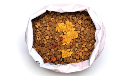 Secretele alimentare cu materii prime uscate luate de la producătorii de hrană pentru animale (furaje prime) Secretele de hrana uscata de la a lua producătorii de materii prime de furaje pentru animale