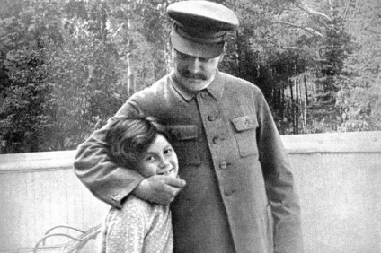 Tragedia familiei lui Stalin (Stalin) Tragedia familiei lui Stalin