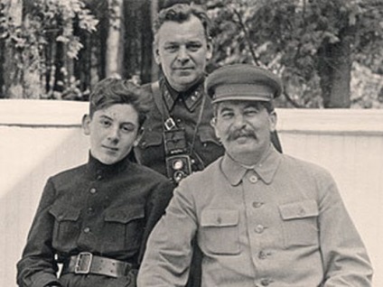 Tragedia familiei lui Stalin (tragedia) Tragedia familiei lui Stalin