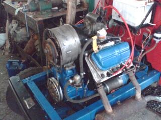 Traktorets - cu un motor ZAZ-968 (această tehnică fiind) Traktorets - cu motorul ZAZ-968