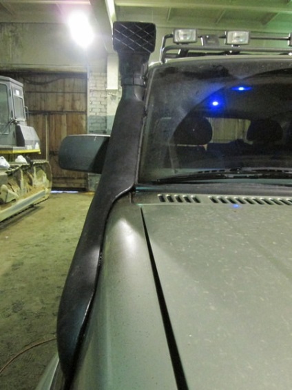 Instalarea snorkel pe un UAZ-Patriot - kulibinsk Club (Info) Instalarea snorkel pe un UAZ-Patriot - Club kulibinsk