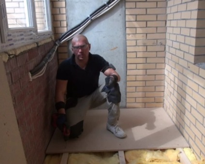 Încălzirea pardoselii pe balcon și balcon cu lână minerală sa mâini (izolare) Încălzirea pardoselii pe balcon și balconul de vată minerală cu propriile lor mâini