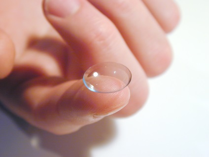 Efectul de lentile de contact pe ochi (ochi) Efectul de lentile de contact pe ochi