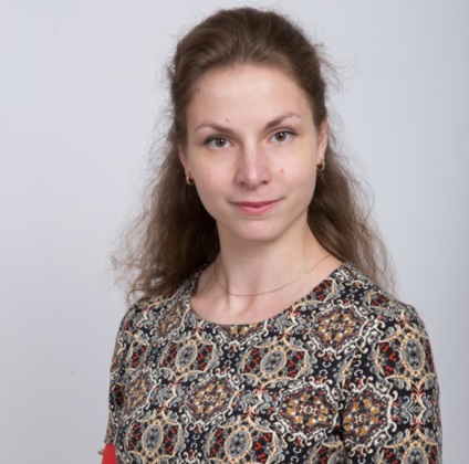 Toți cei șase ani de studiu la Departamentul de Fizica de la Universitatea de Stat din Moscova au fost „fierbinte“ (trecut) Toți cei șase ani de studiu la Departamentul de Fizica al Universitatii de Stat din Moscova a avut loc o „fierbinte“