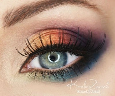 Pleoape Bright modul de a crea un spectaculos machiaj reguli de bază care se aplică Eyeshadow luminoase (de bază) Pleoape Bright modul de a crea un spectaculos machiaj reguli de bază care se aplică Eyeshadow luminoase
