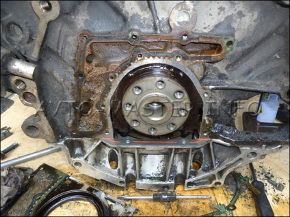 Înlocuirea sau îndepărtarea c4 audi motorului 2 (motor) Schimbare sau motor îndepărtarea audi c4 2