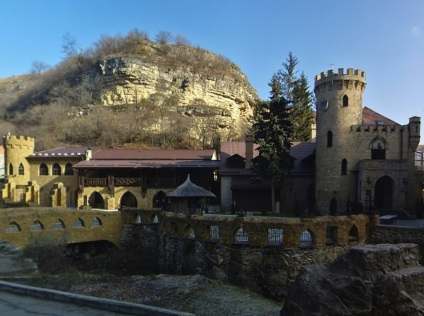 Castelul tradare si dragoste, Kislovodsk (Castelul) Castelul Trădarea și dragoste, Kislovodsk