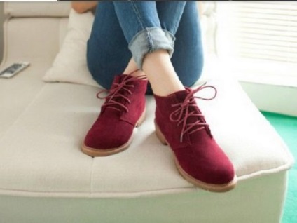 Femei pantofi de piele de căprioară (67 poze) Model de iarnă din piele de căprioară, ceea ce sa poarte pantofi cu șireturi, cum ar fi (cizme) Femei pantofi de piele de căprioară (67 poze) Model de iarnă din piele de căprioară, ceea ce sa poarte pantofi cu șireturi ca
