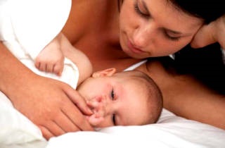 Защо има апнея при новородени - причини и симптоми