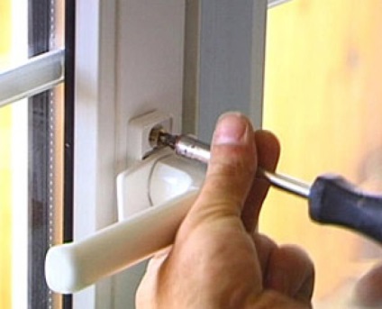 Регулиране на PVC дограма балконски врати как да направите свои ръце